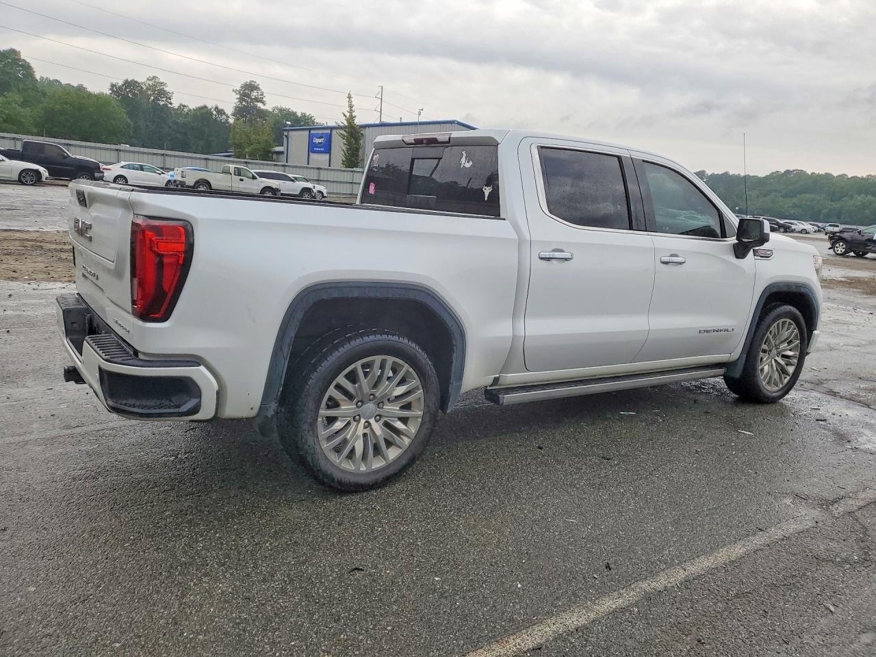 GMC Sierra K1500 Denali