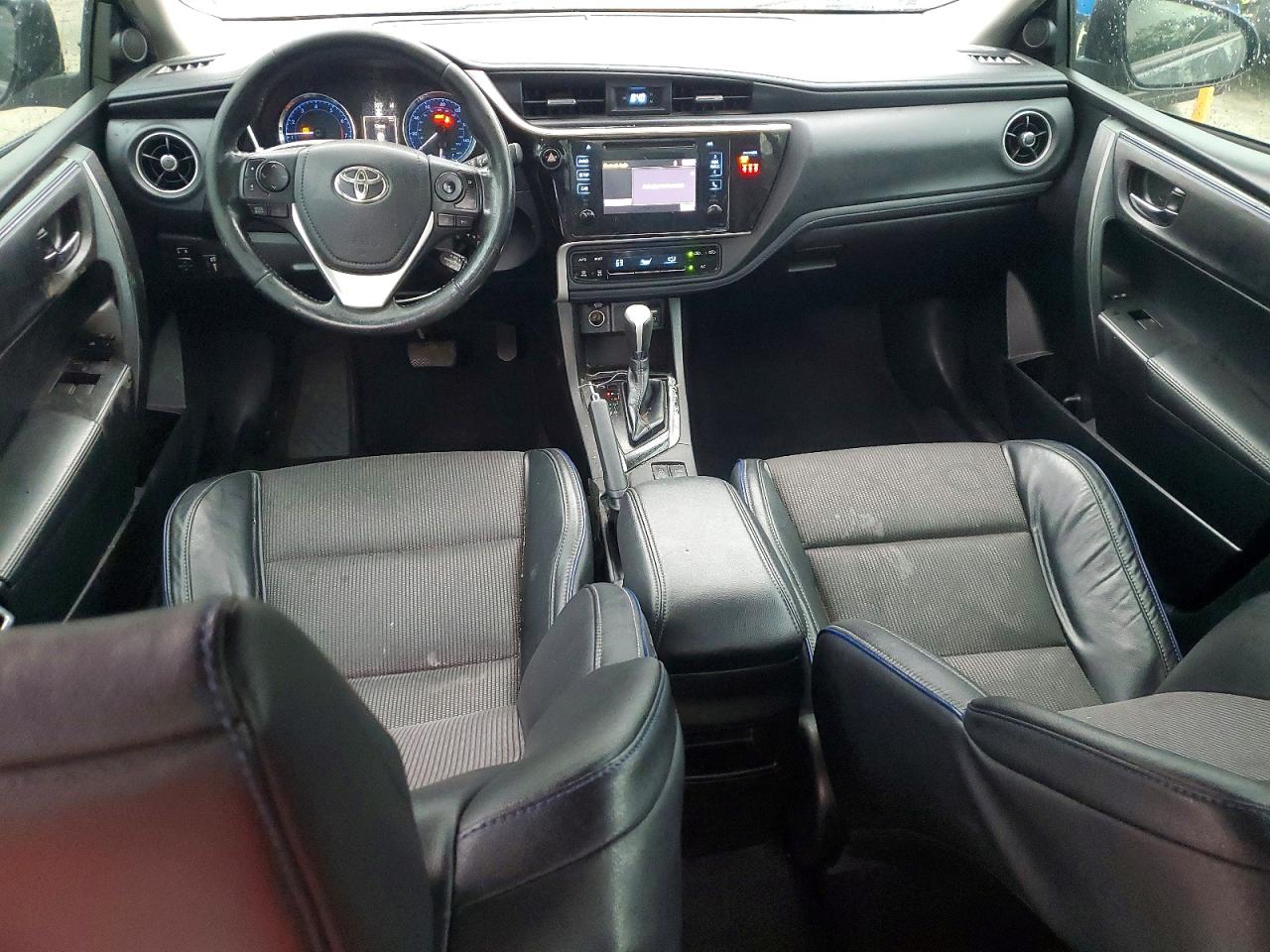Toyota Corolla Se