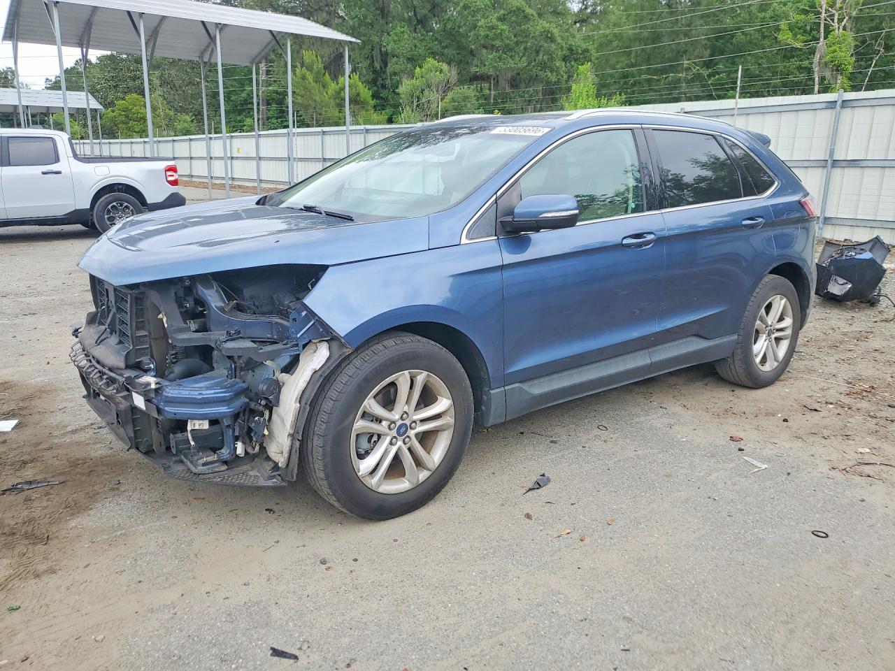 Salvage Ford Edge Image