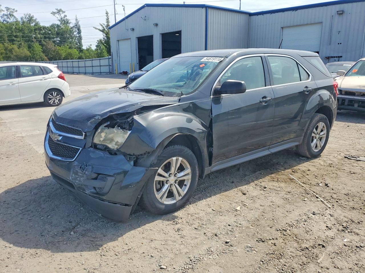 Salvage Chevrolet Equinox Image