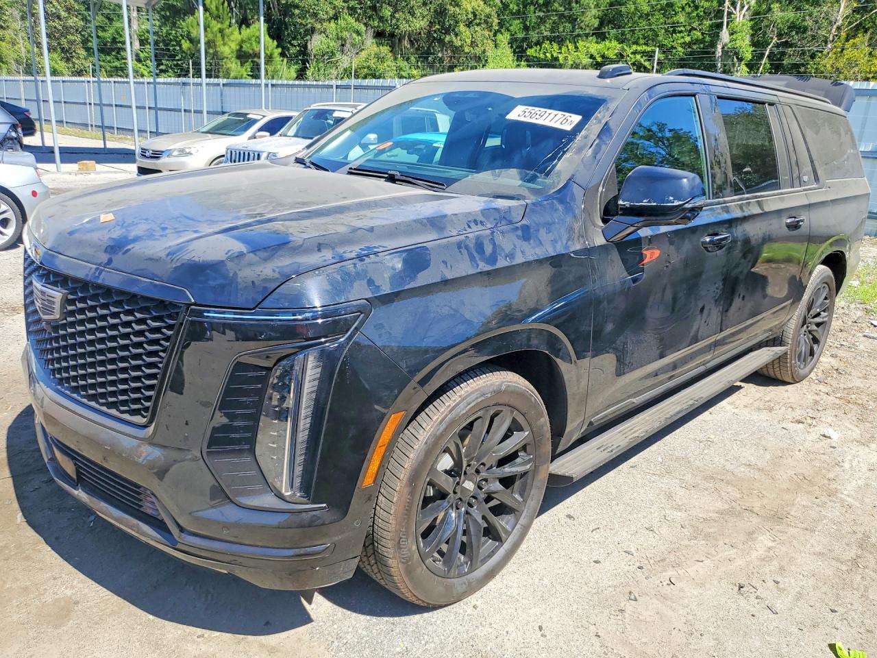 Salvage Cadillac Escalade Image
