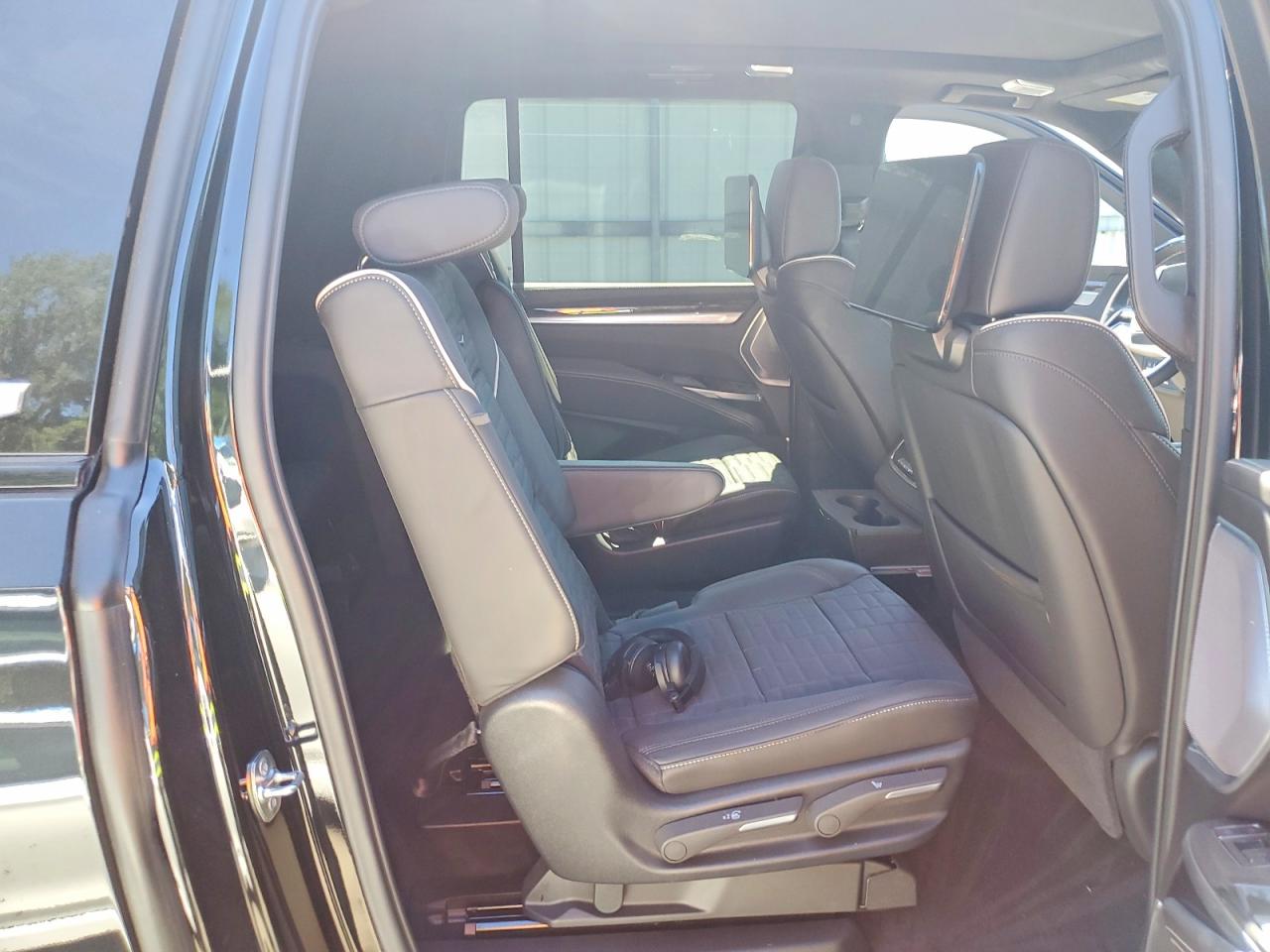 Cadillac Escalade Esv Sport Platinum