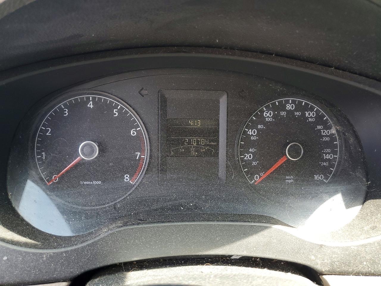 Volkswagen Jetta Base