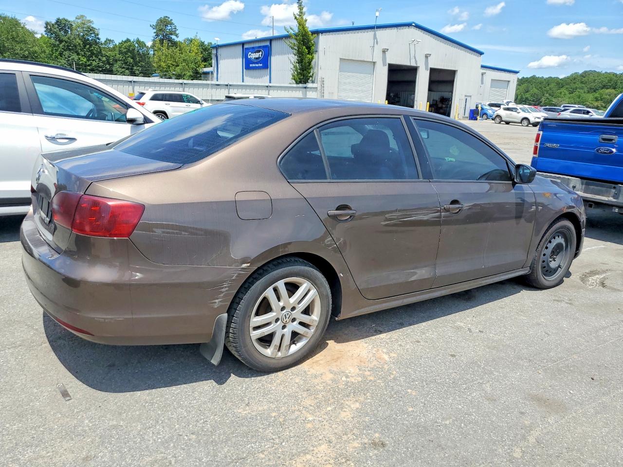 Volkswagen Jetta Base