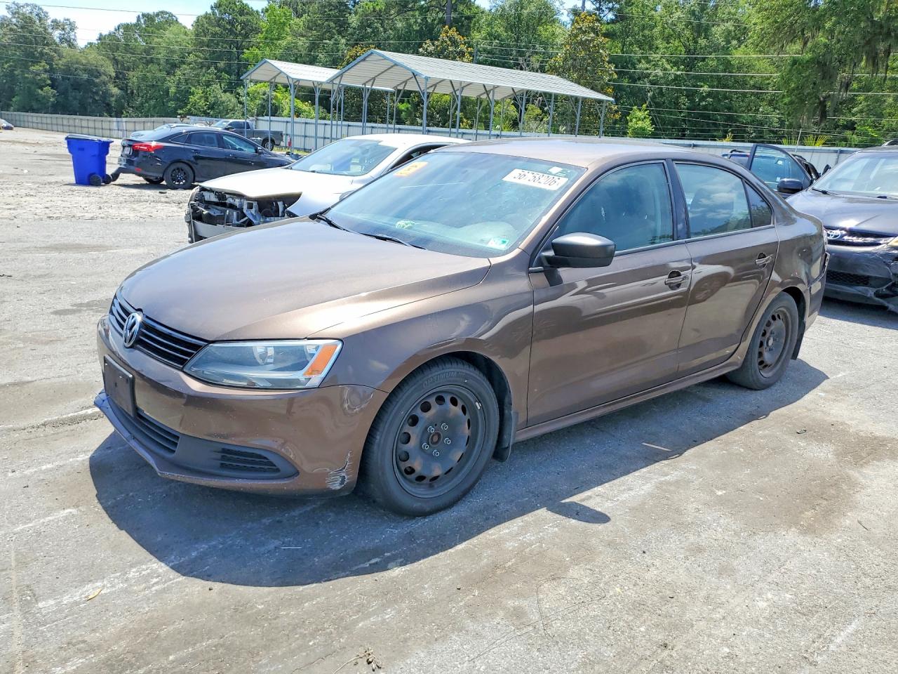 Salvage Volkswagen Jetta Image