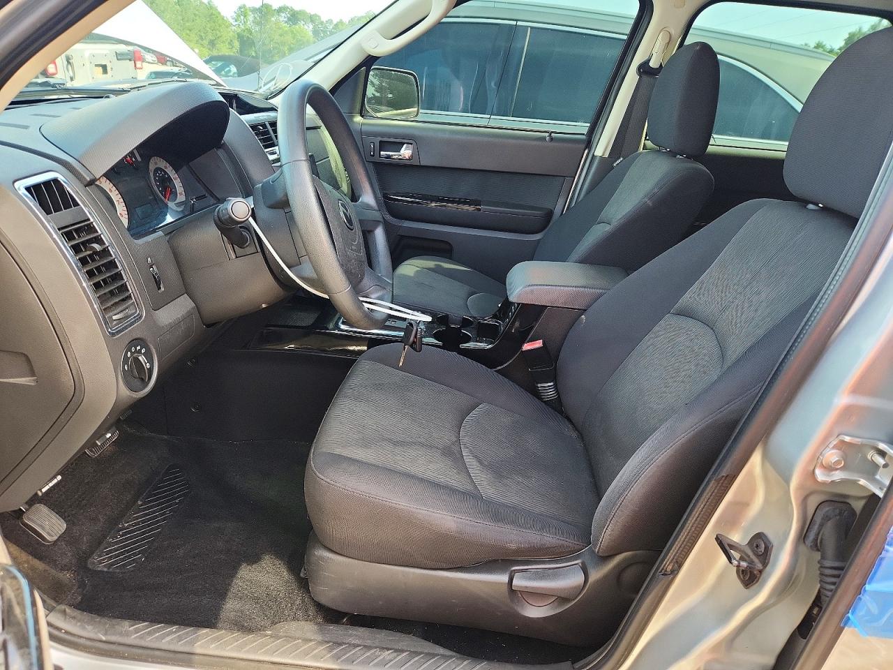 Mazda Tribute I