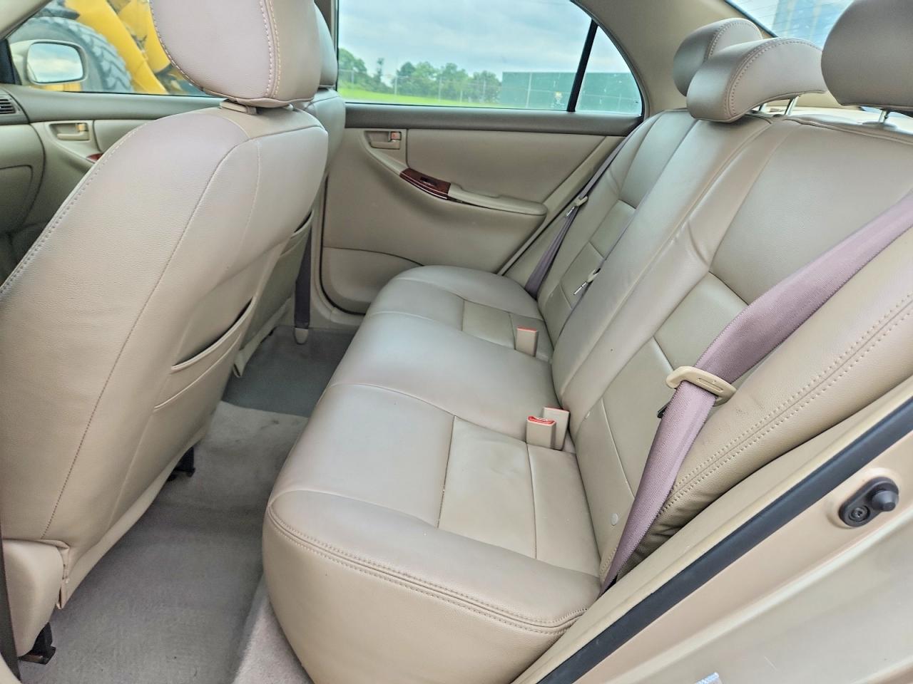Toyota Corolla Le