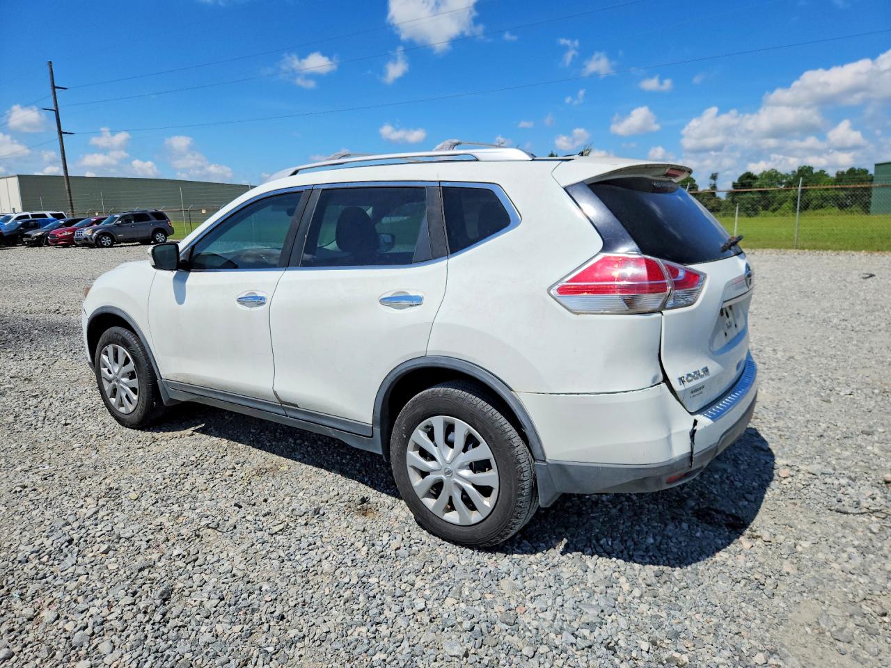 Nissan Rogue S