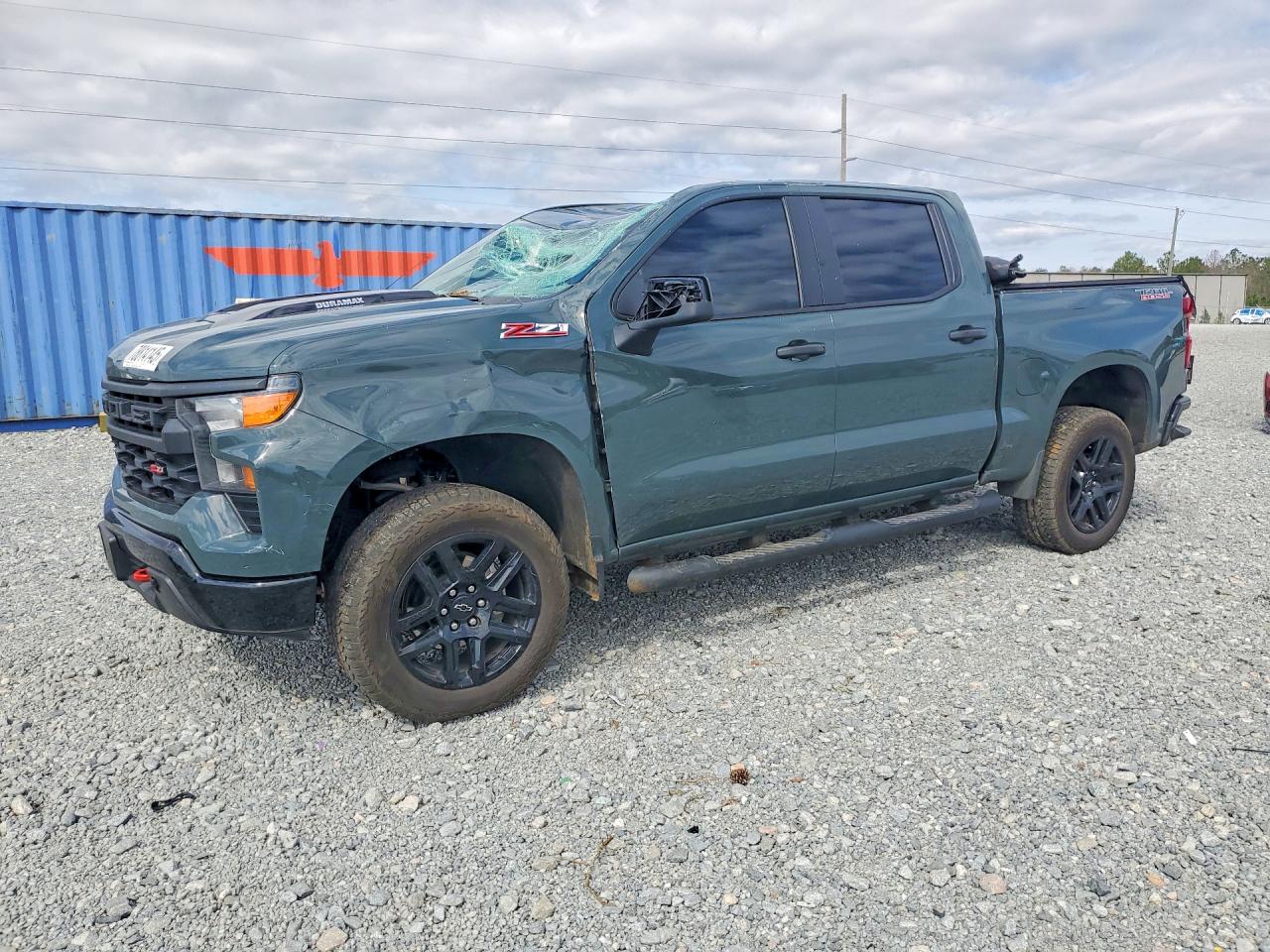 Salvage Chevrolet Silverado Image
