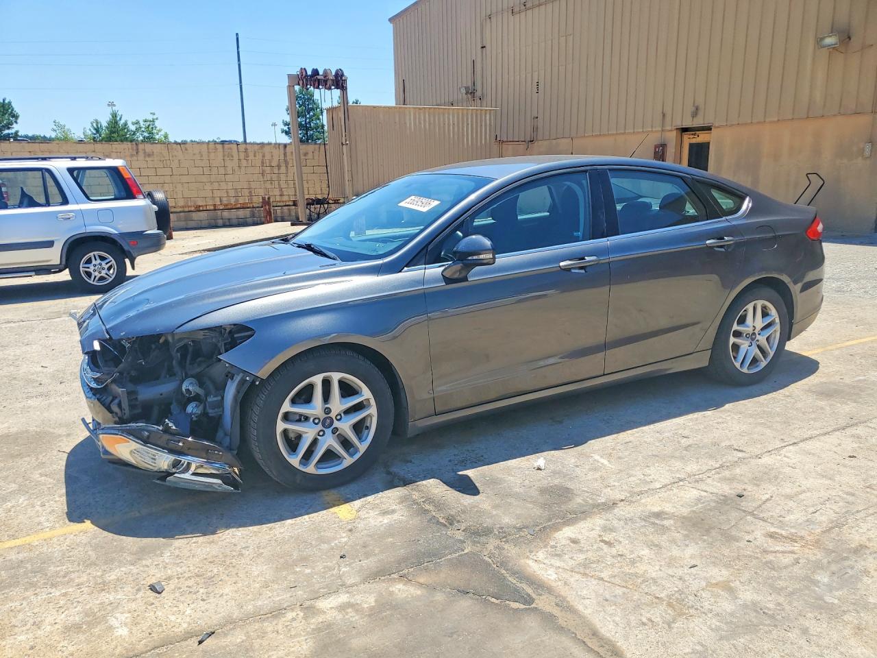 Salvage Ford Fusion Image