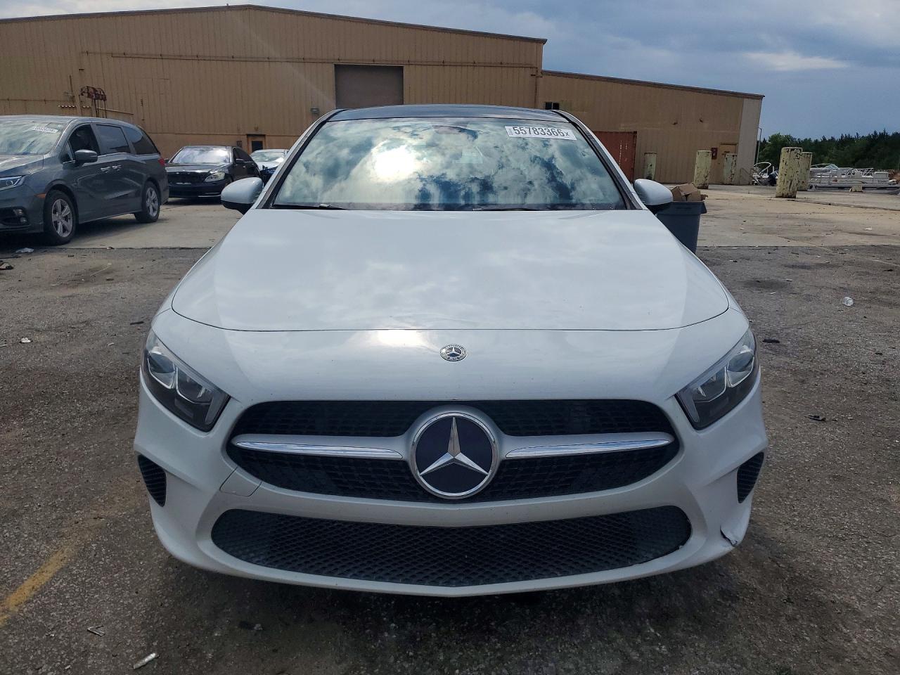 Mercedes-Benz A-Class 220