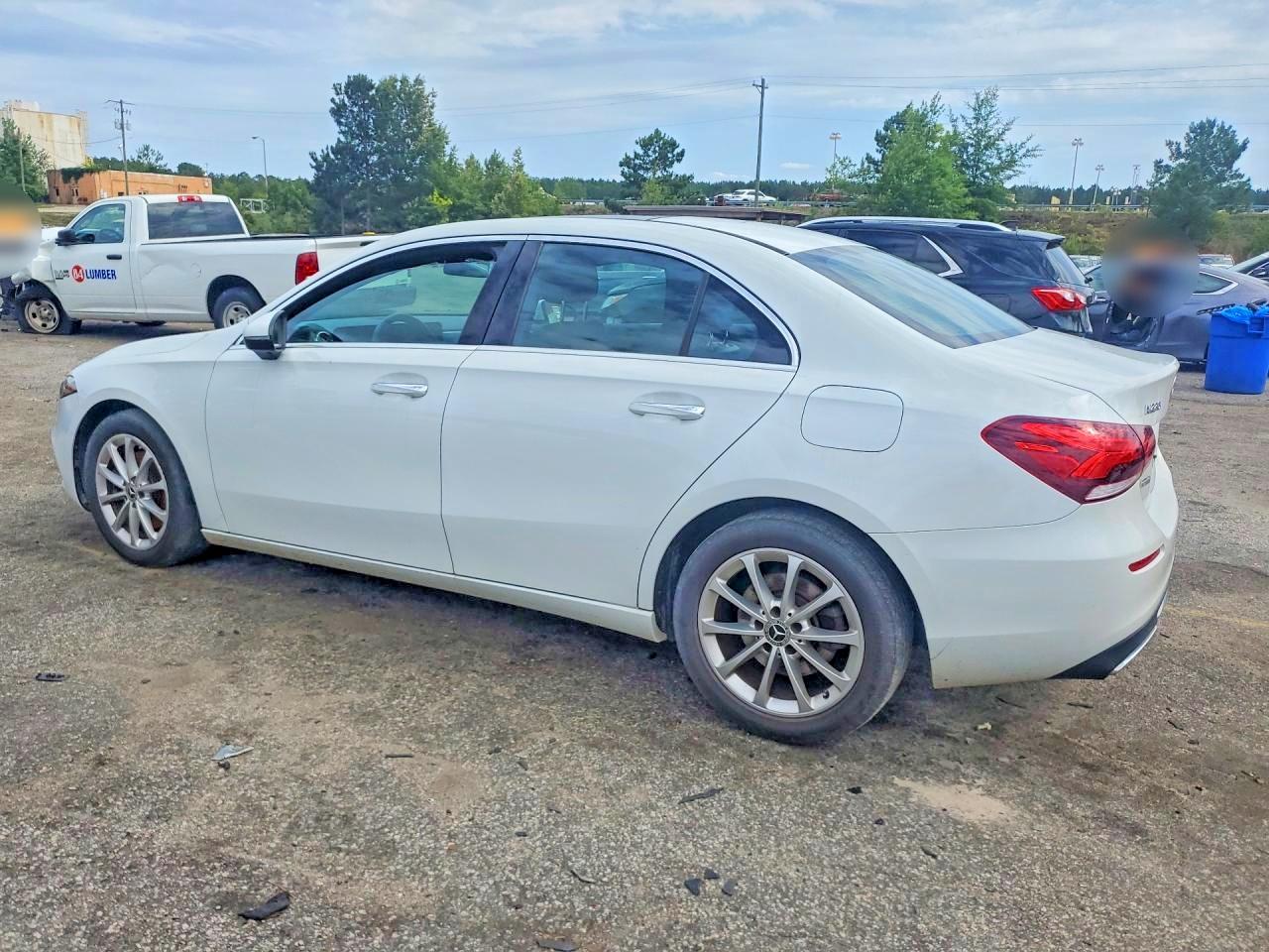 Mercedes-Benz A-Class 220