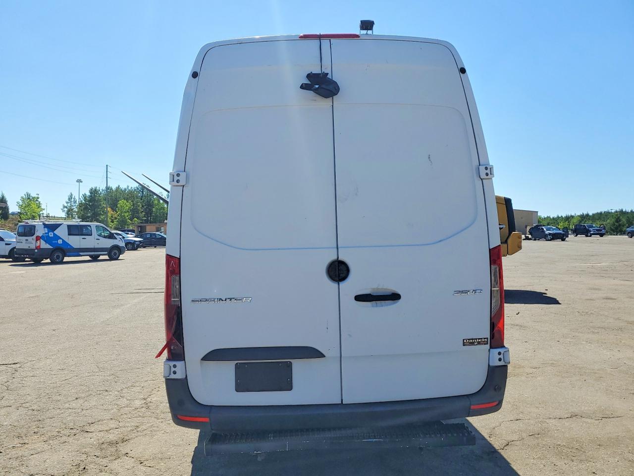 Mercedes-Benz Sprinter 2500