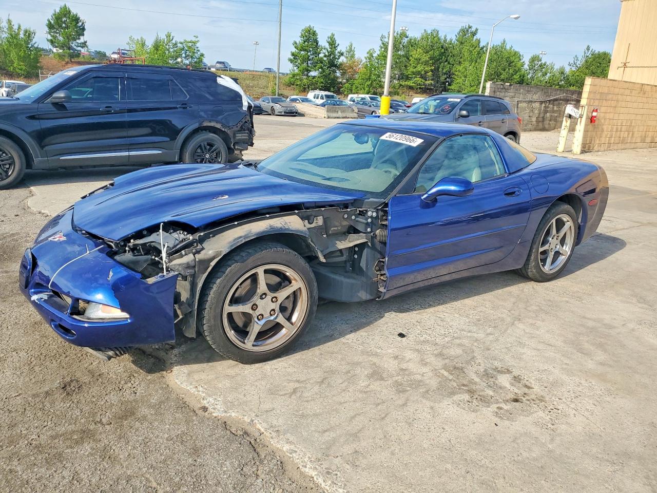 Salvage Chevrolet Corvette Image