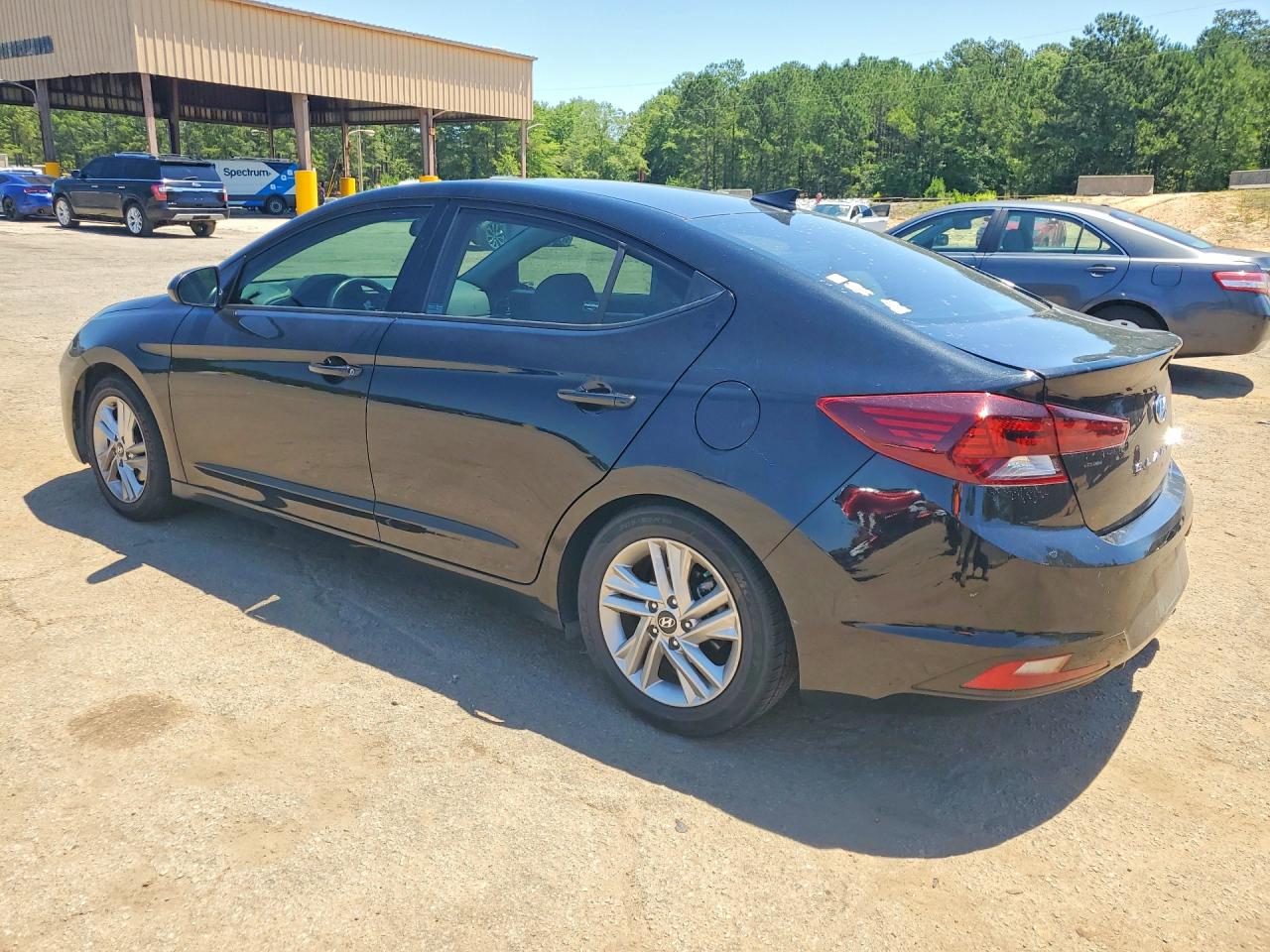 Hyundai ELANTRA Value Edition