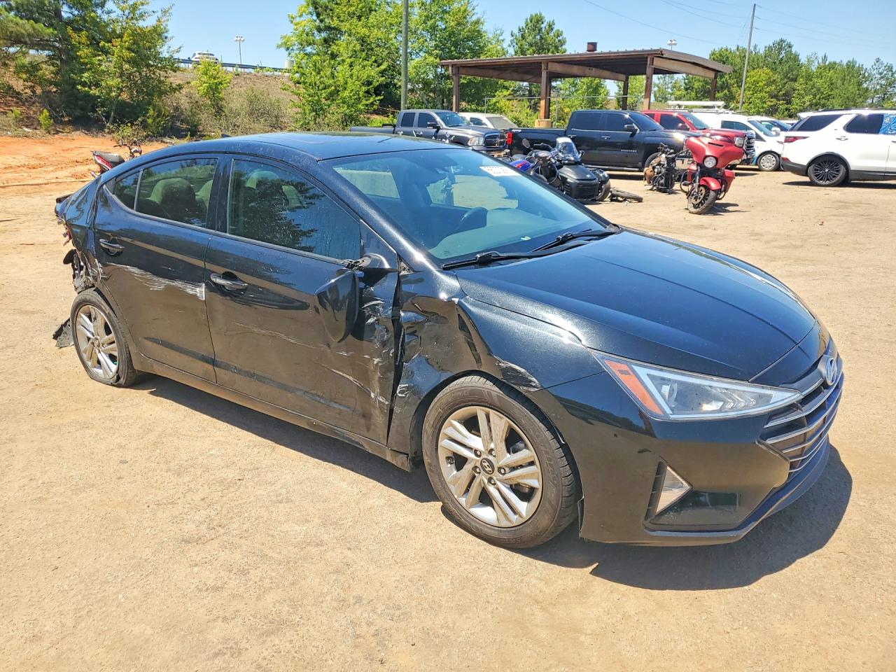 Hyundai ELANTRA Value Edition