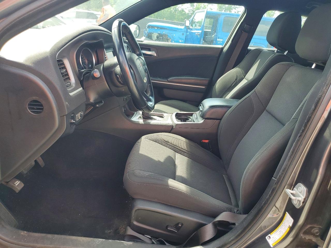 Dodge Charger Sxt