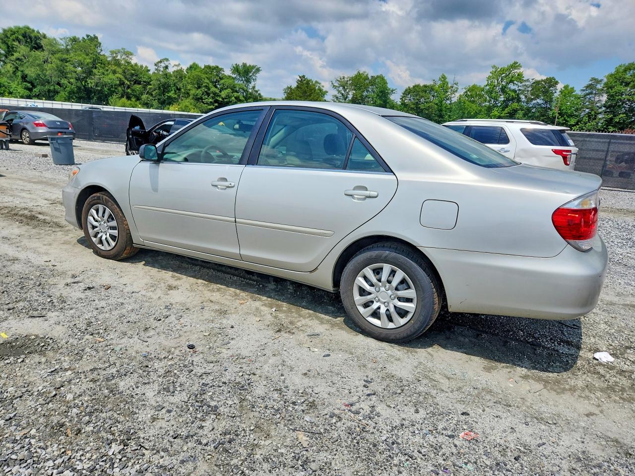 Toyota Camry Standard