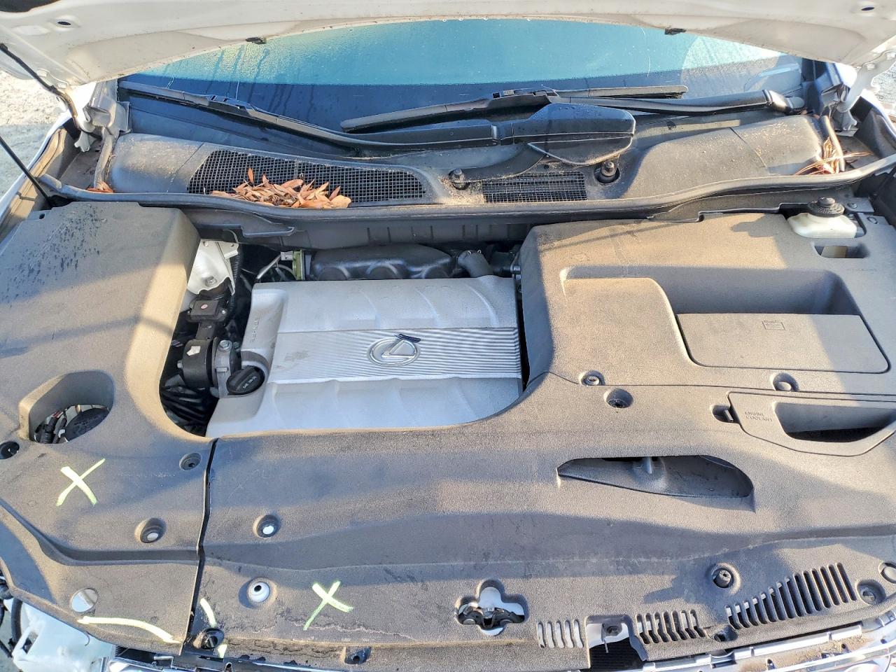 Lexus RX Base