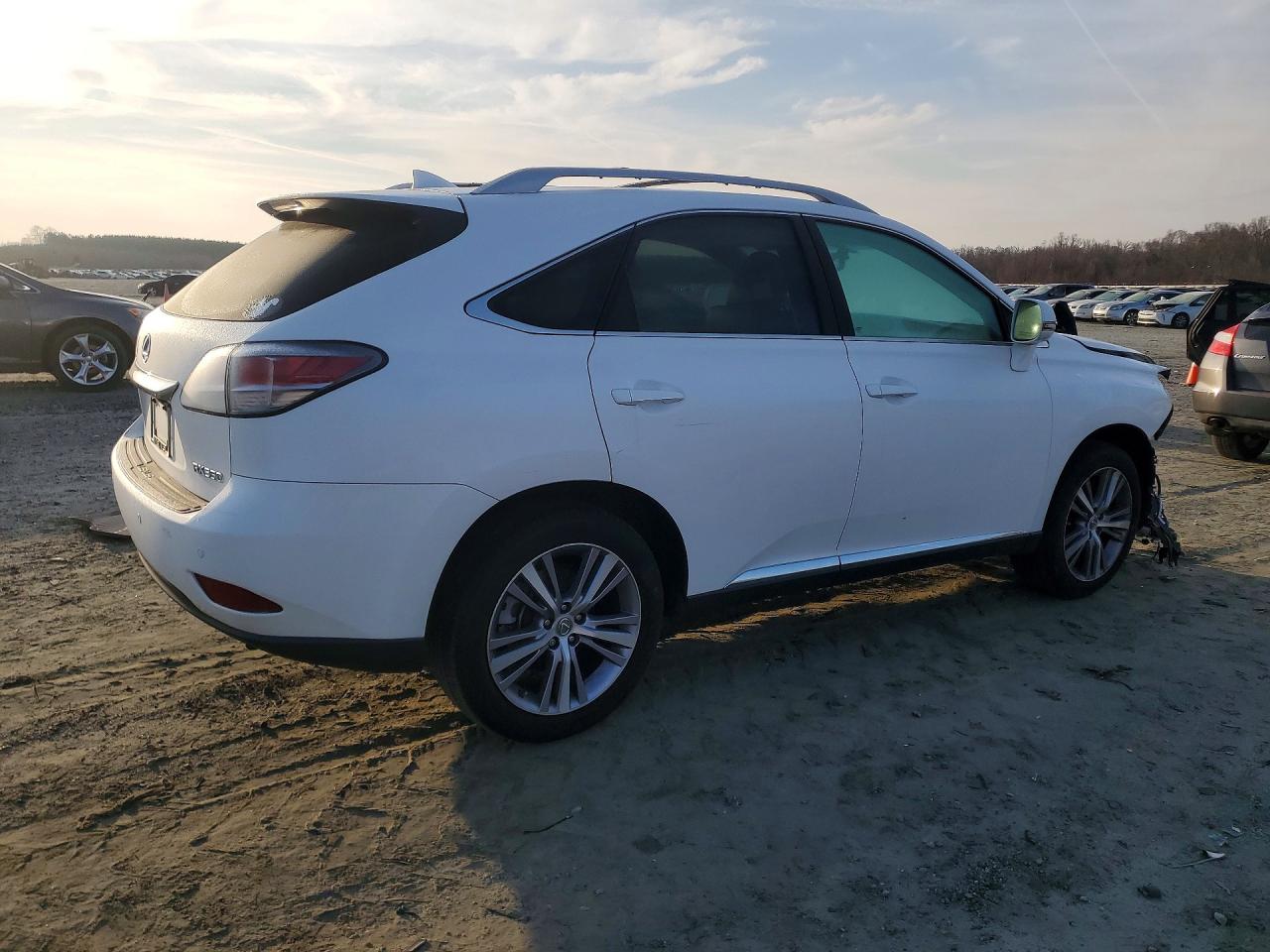 Lexus RX Base