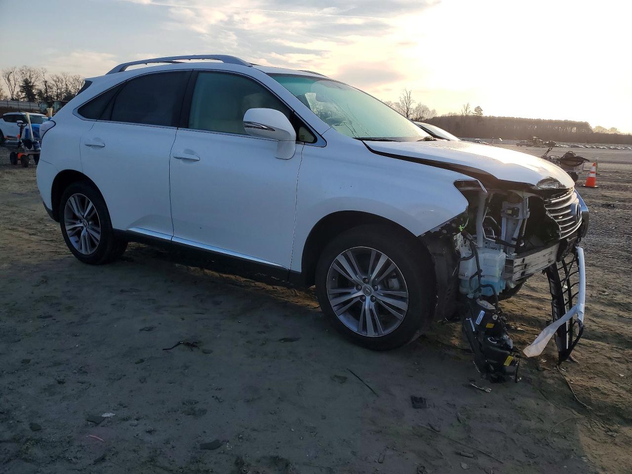 Lexus RX Base