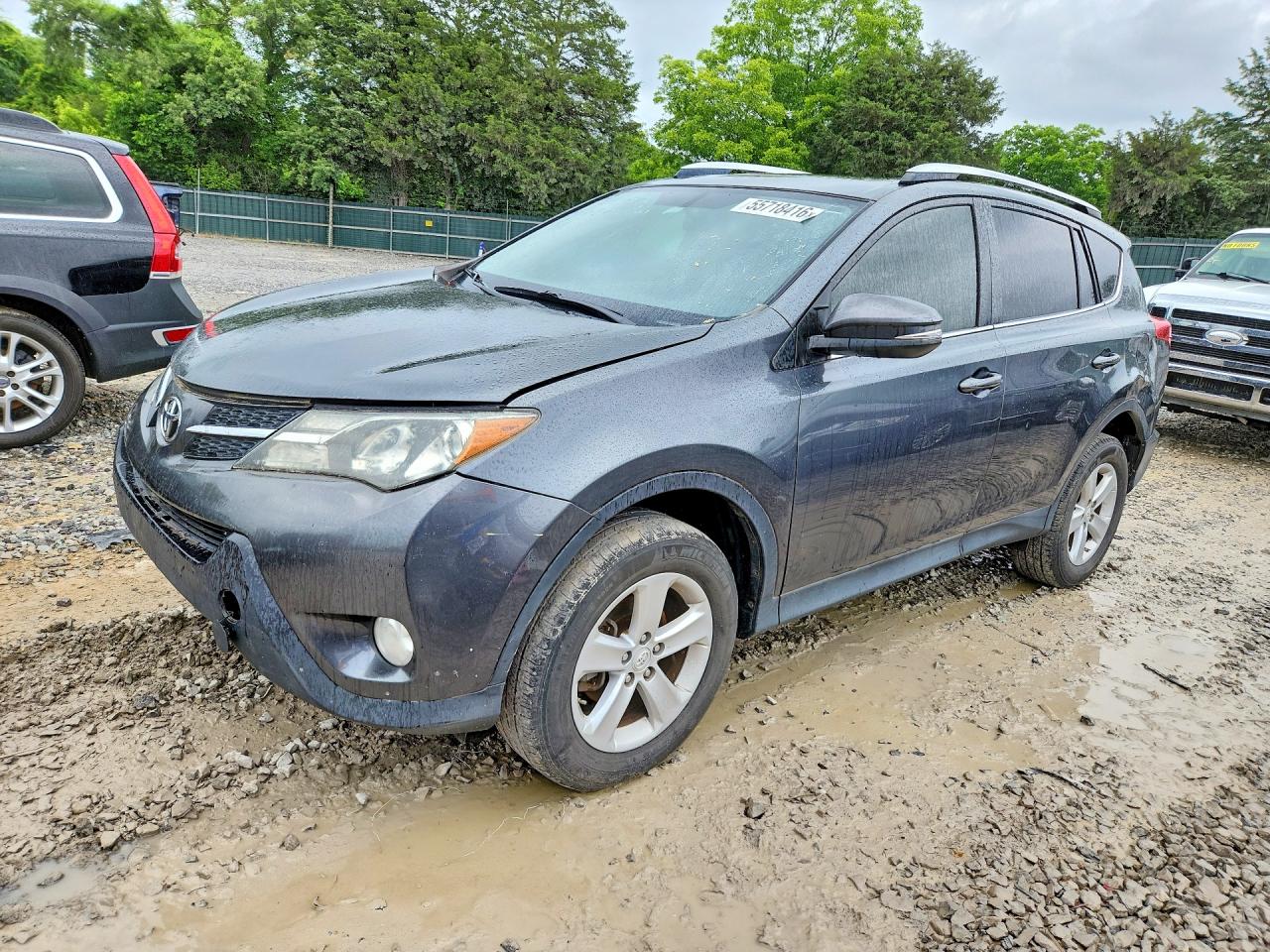 Salvage Toyota RAV4 Image