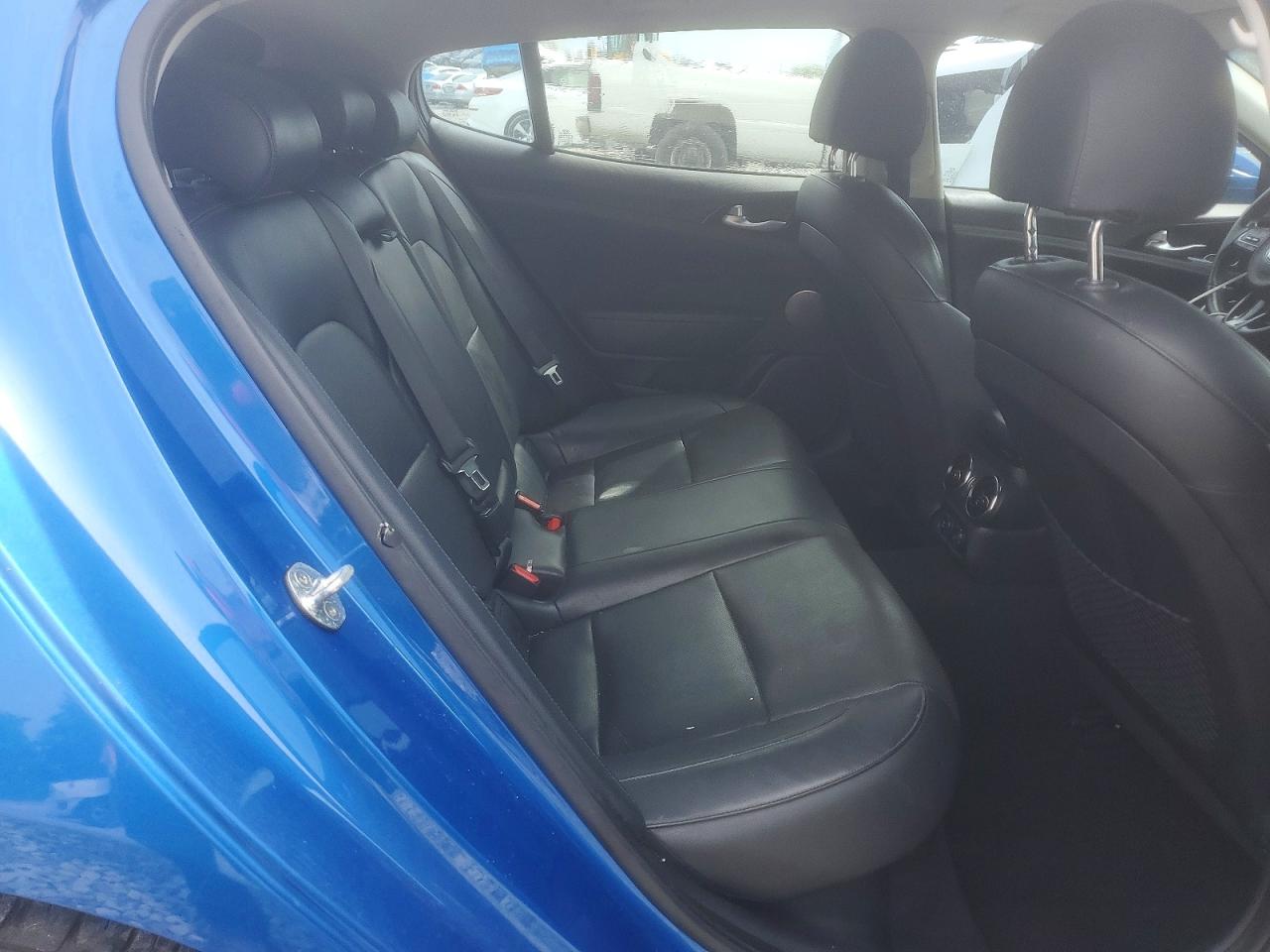 Kia Stinger Premium