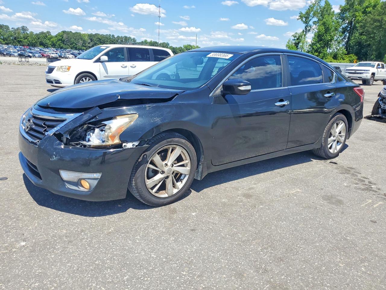 Salvage Nissan Altima Image