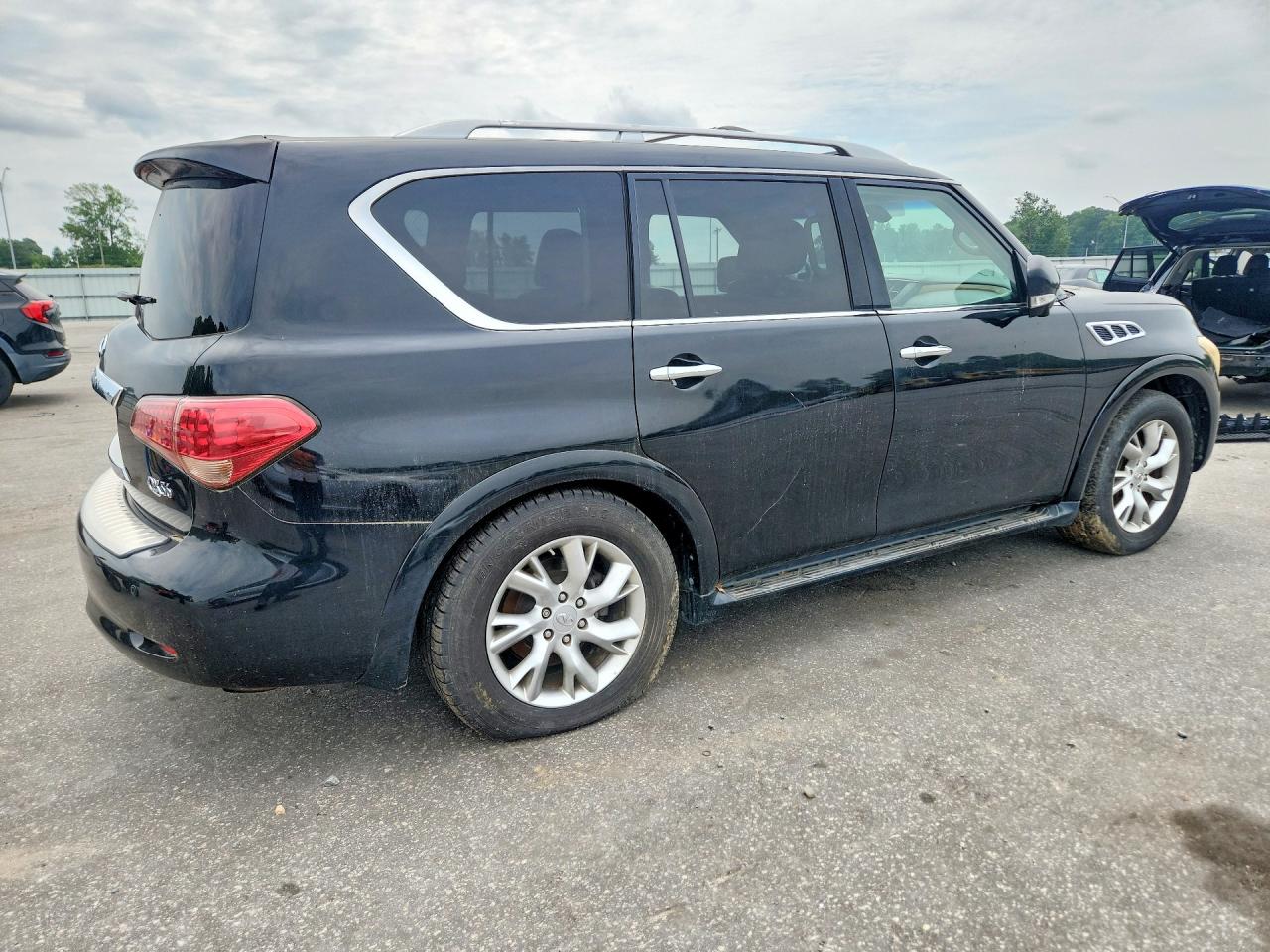 INFINITI Qx Base