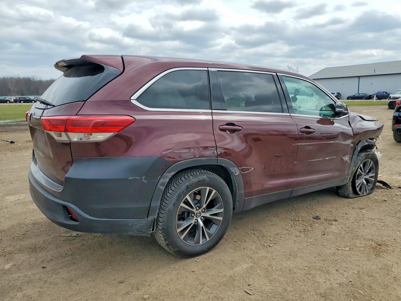 Toyota Highlander Le