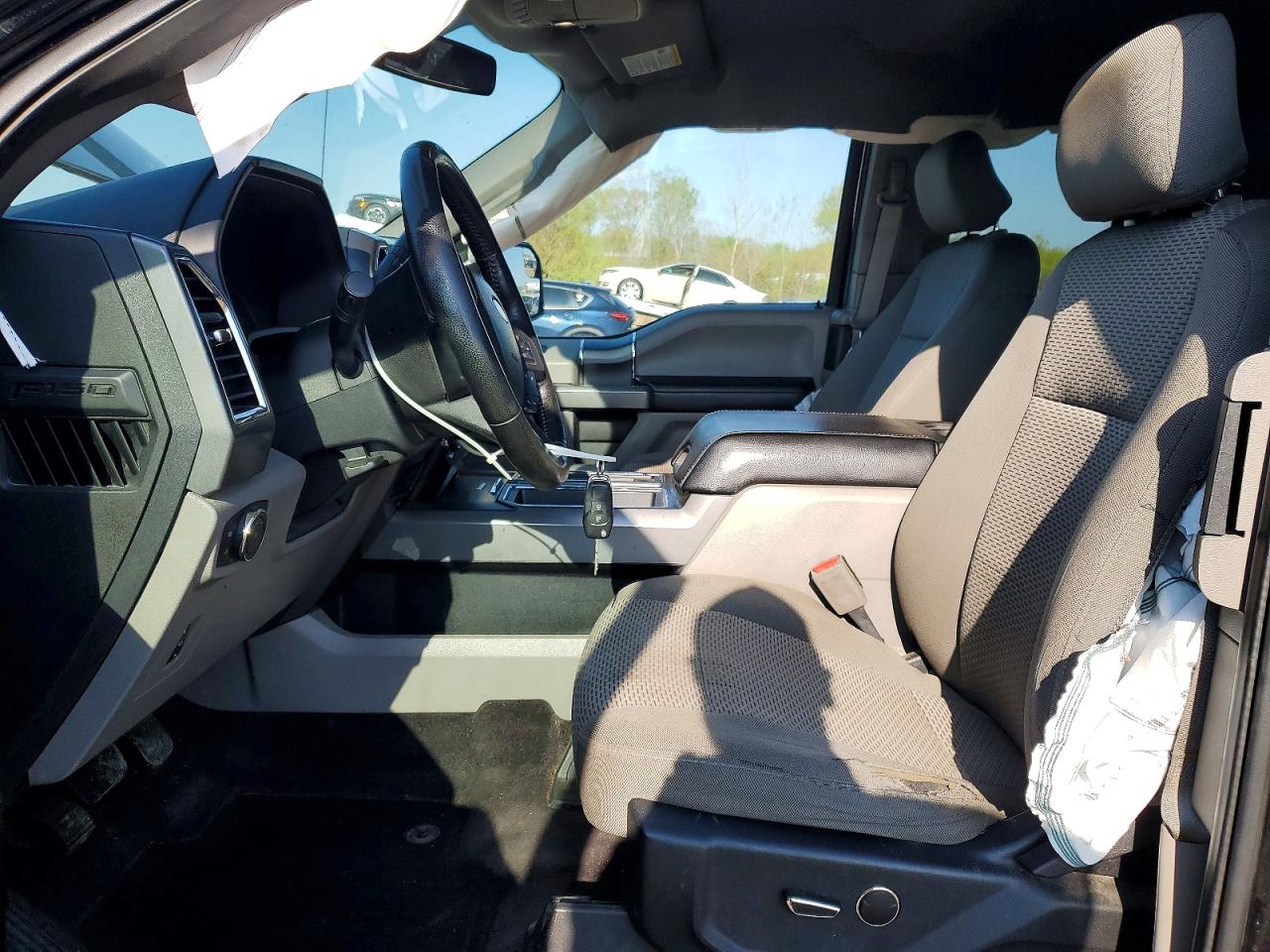 Ford F-150 Super Cab