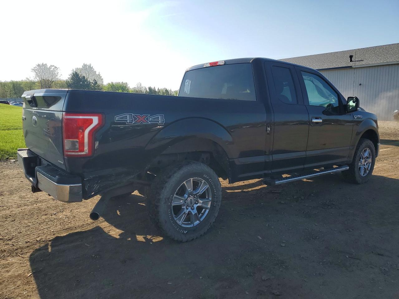 Ford F-150 Super Cab
