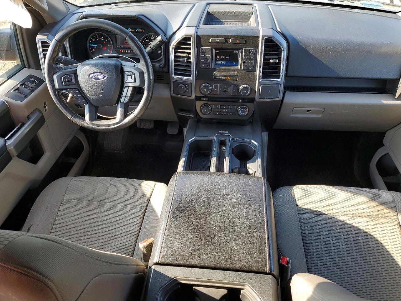 Ford F-150 Super Cab