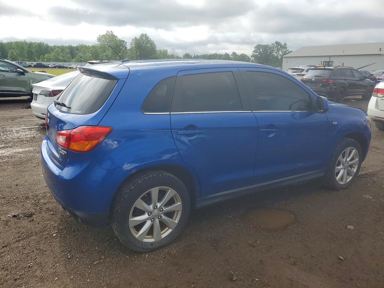Mitsubishi Outlander Se