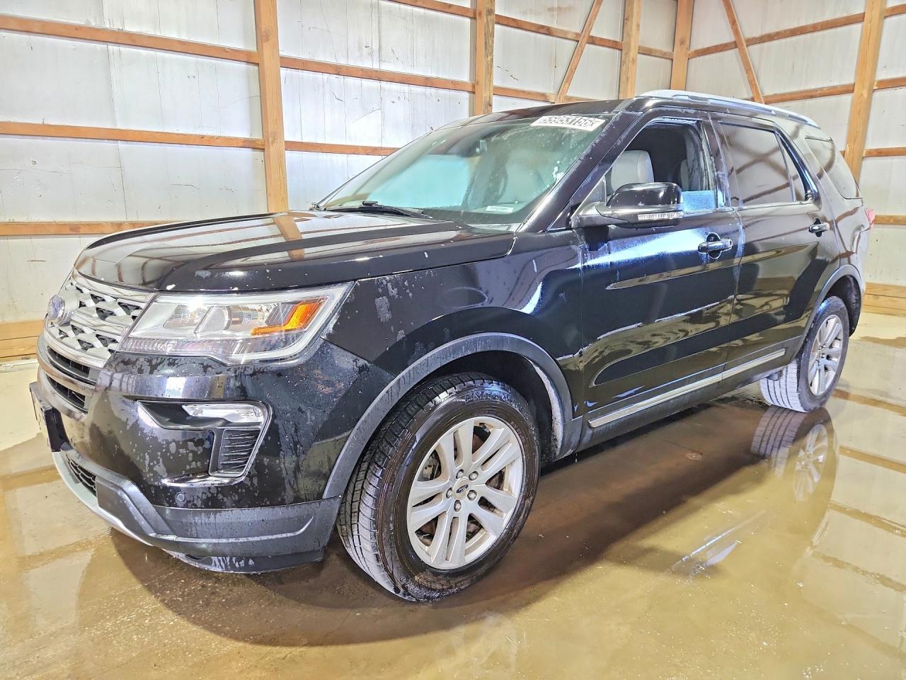 Salvage Ford Explorer Image
