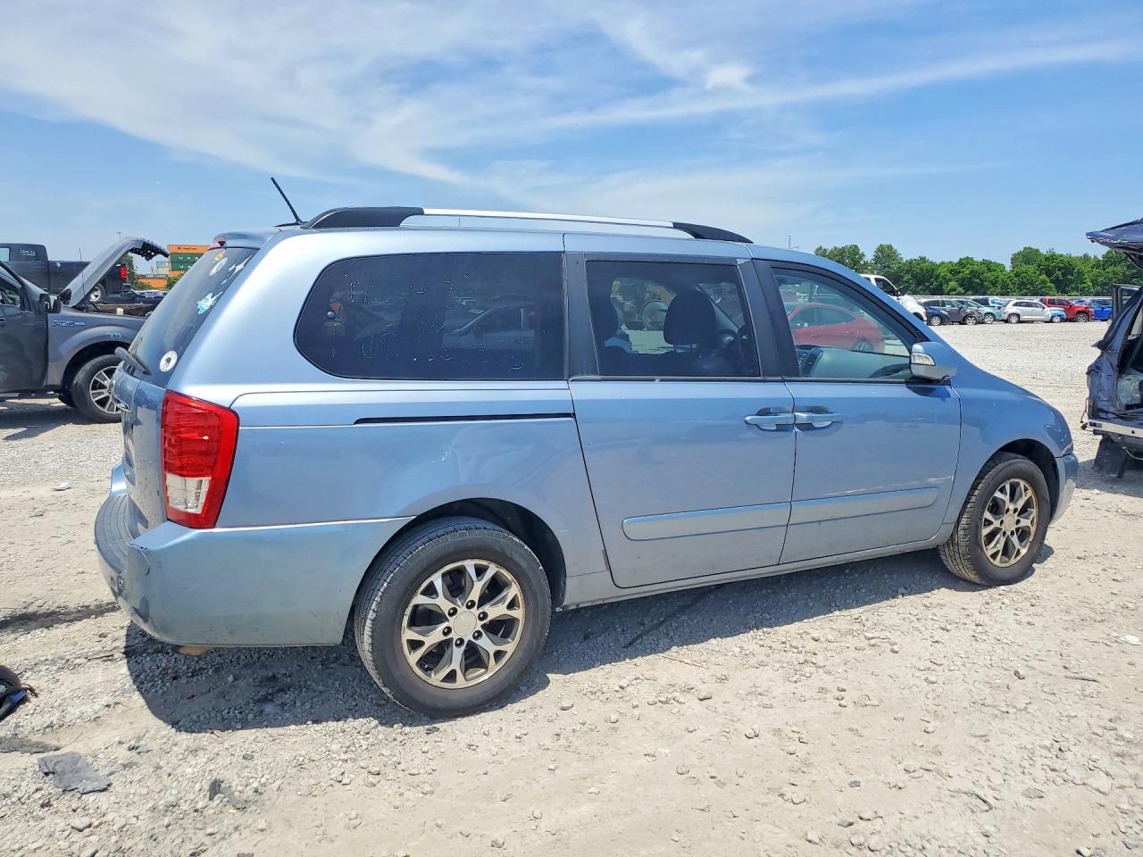 Kia Sedona Lx
