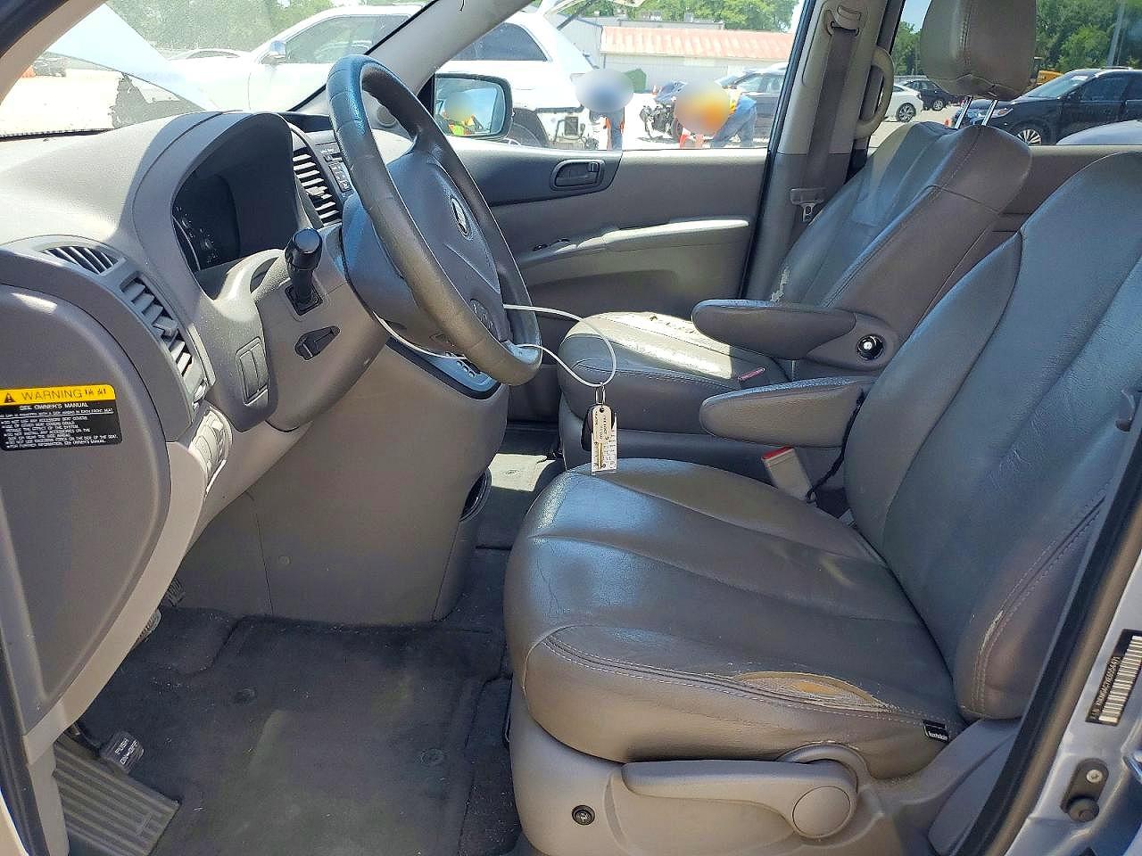 Kia Sedona Lx