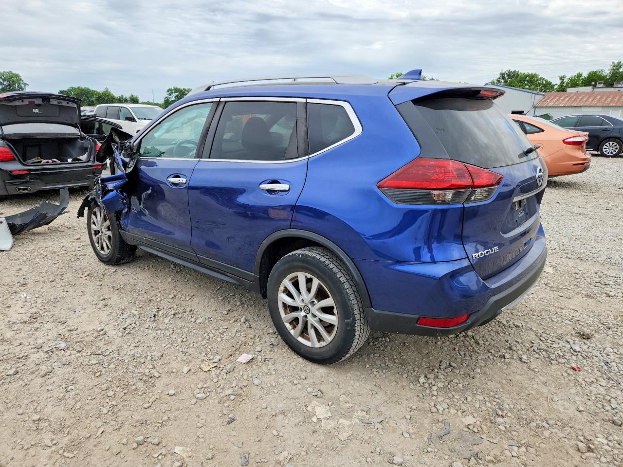 Nissan Rogue Sv