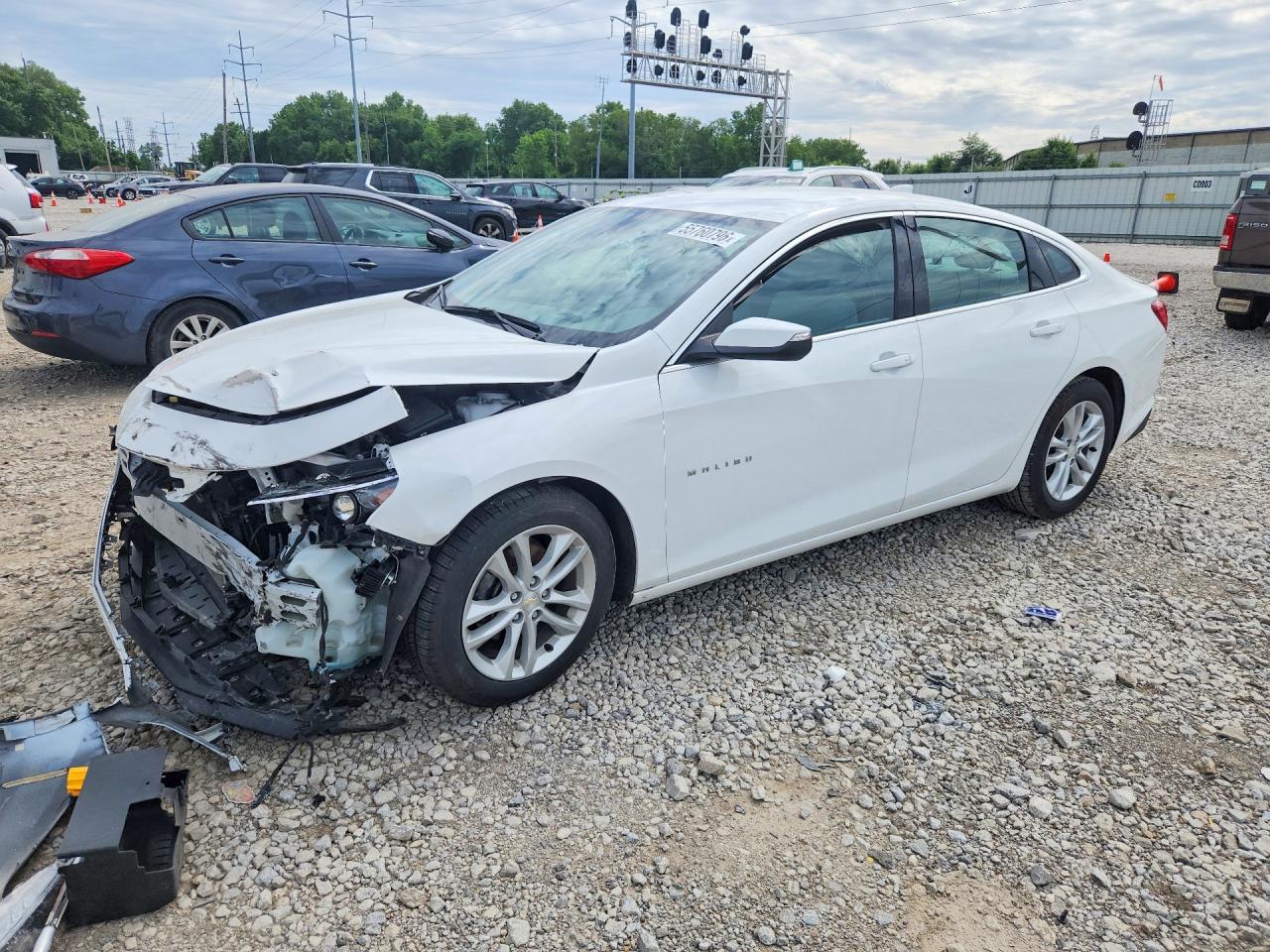 Salvage Chevrolet Malibu Image