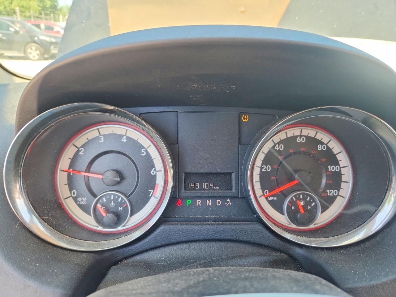 Dodge Caravan Sxt