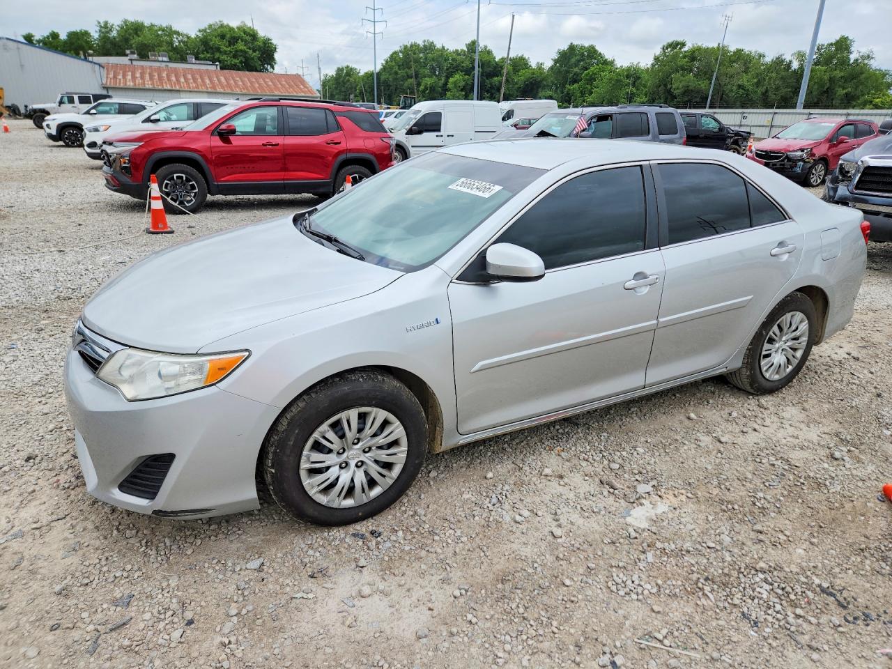 Salvage Toyota Camry Image