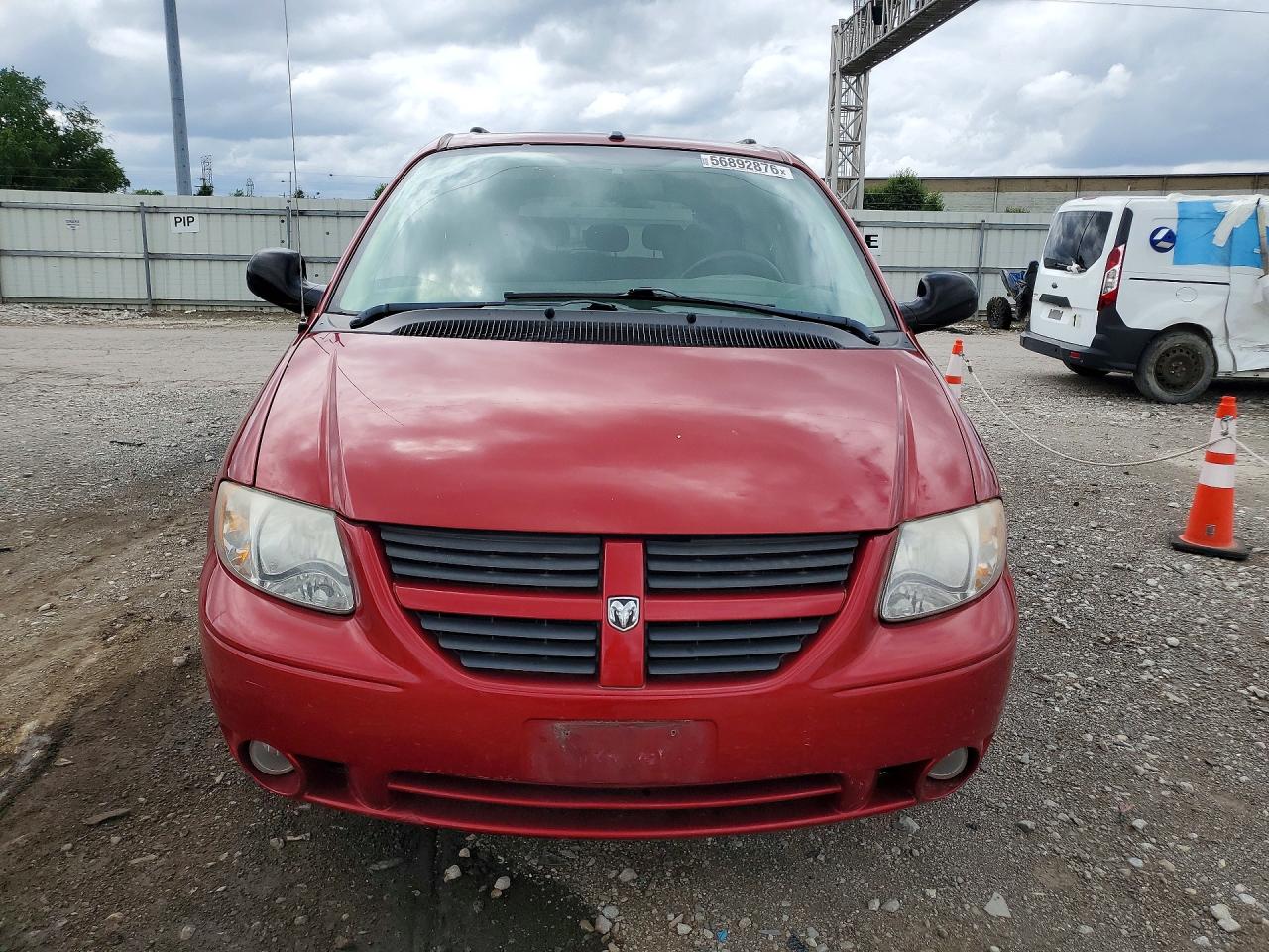 Dodge Caravan Sxt