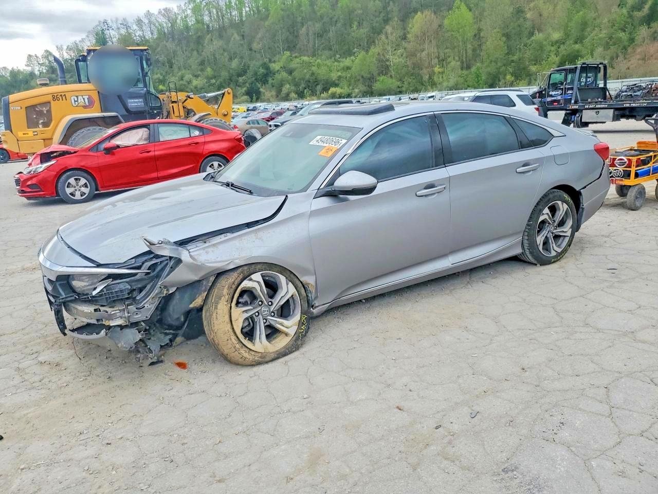 Salvage Honda Accord Image