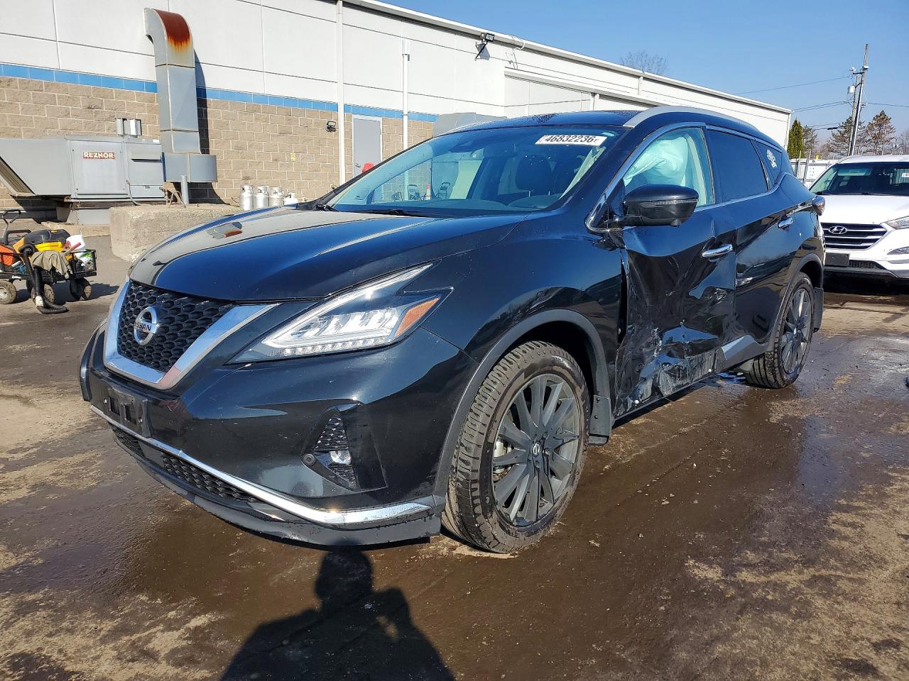 Salvage Nissan Murano Image