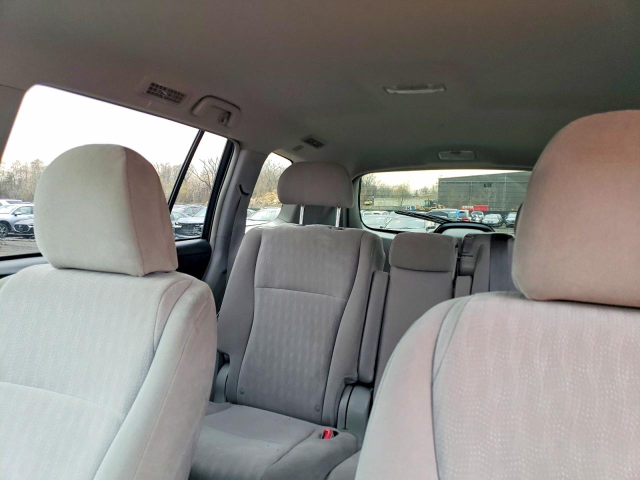 Toyota Highlander Sport