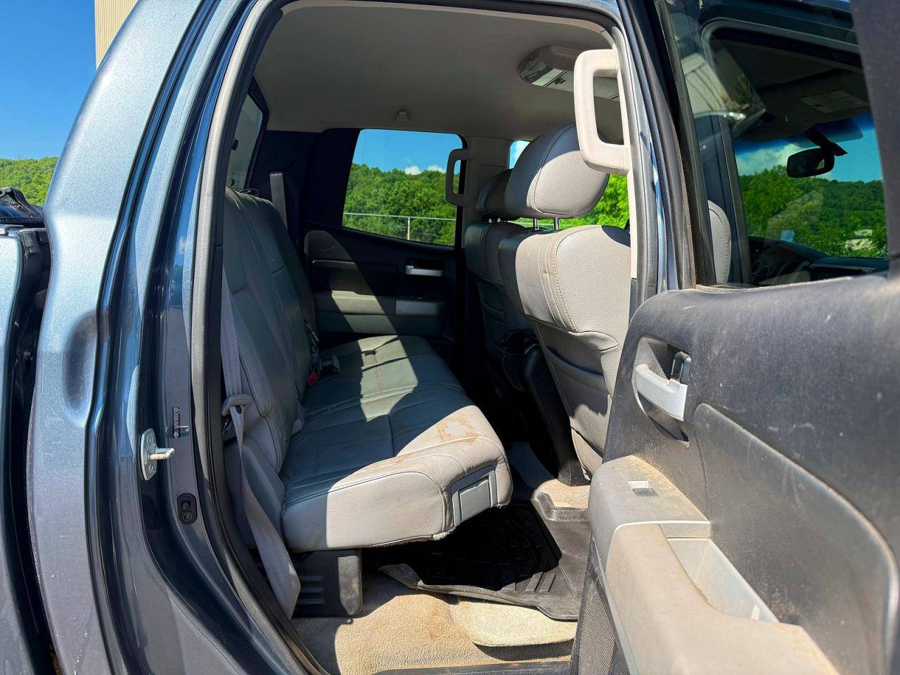 Toyota Tundra Double Cab Limited