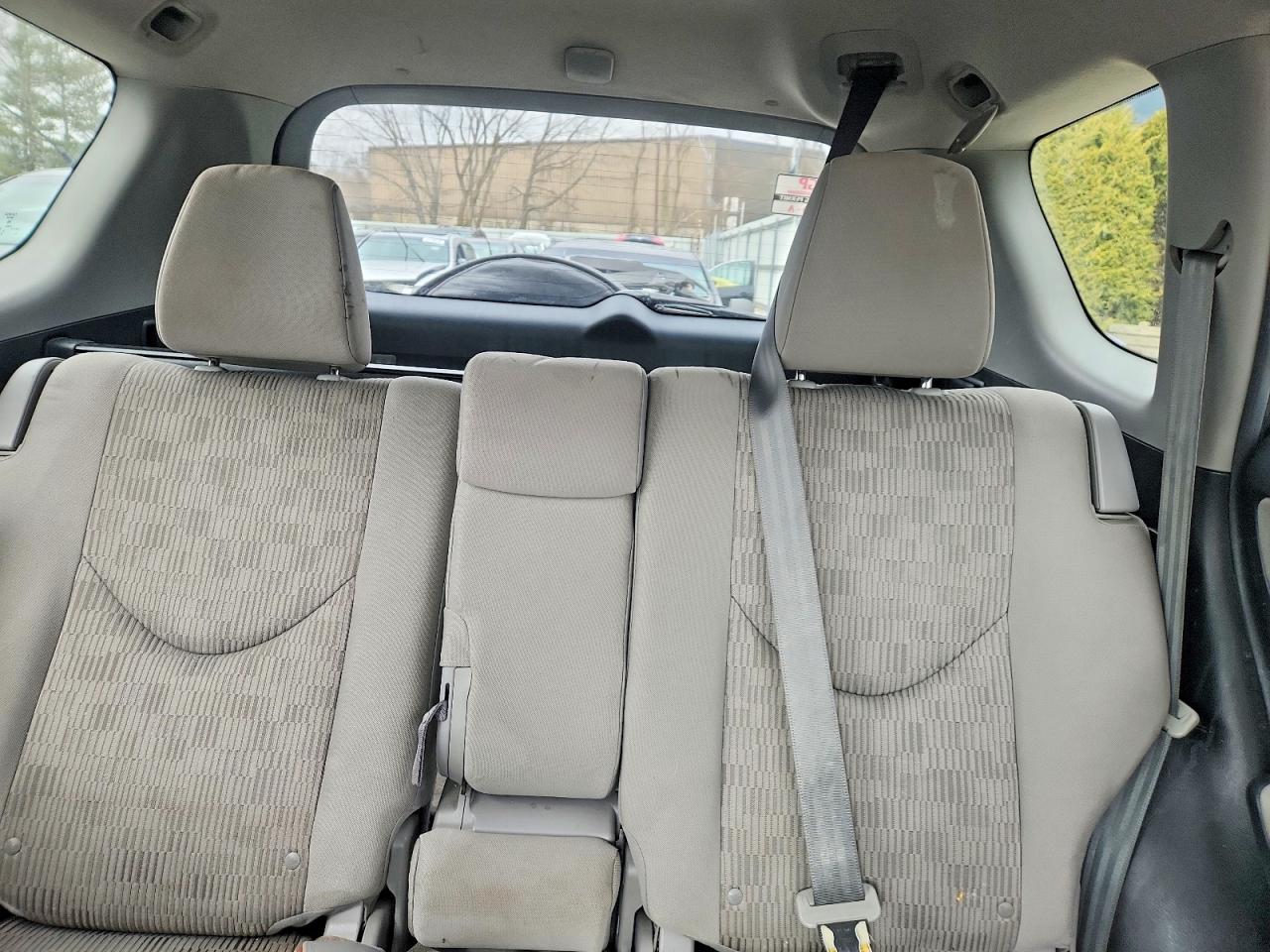 Toyota RAV4 Base