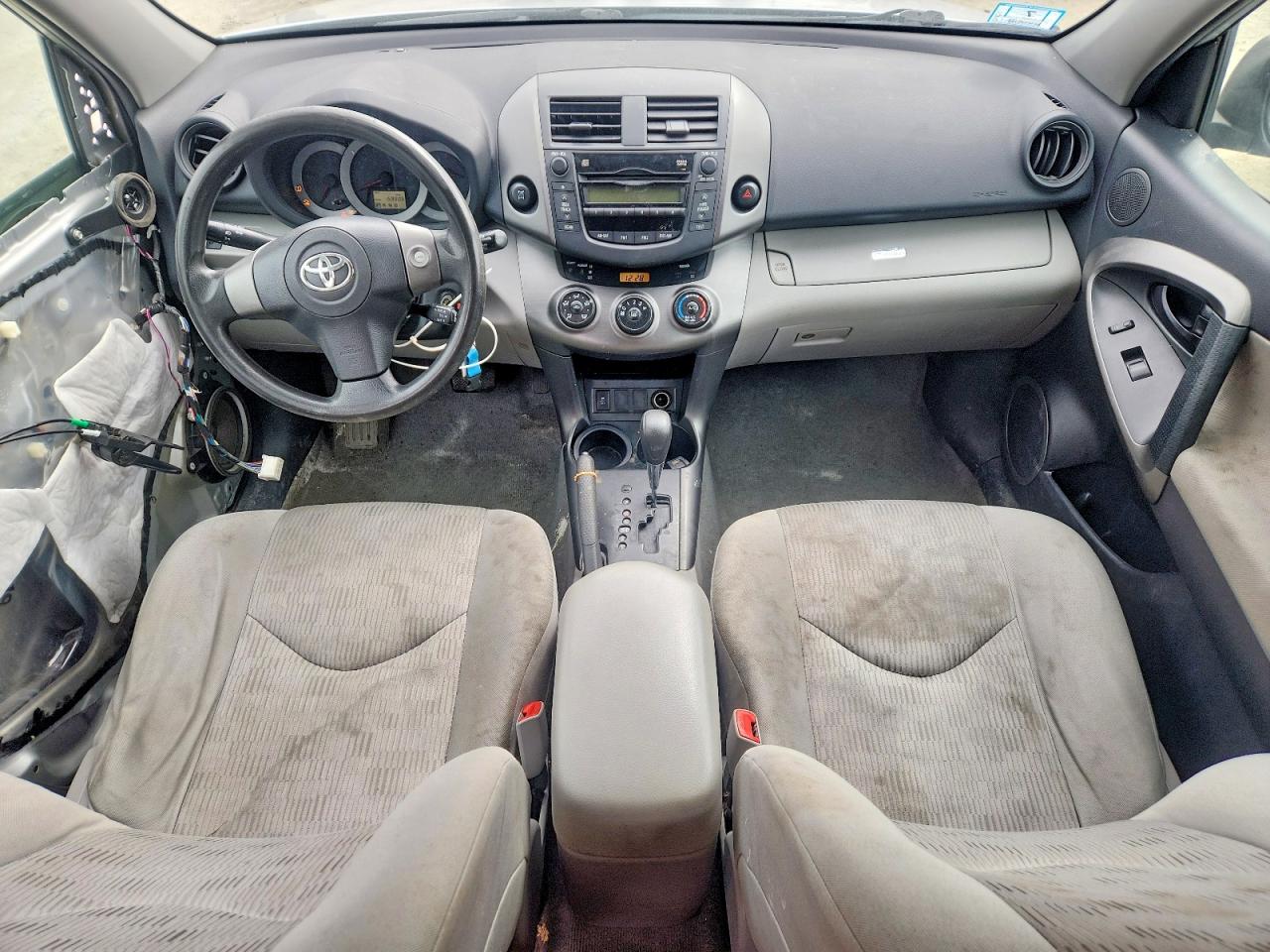 Toyota RAV4 Base
