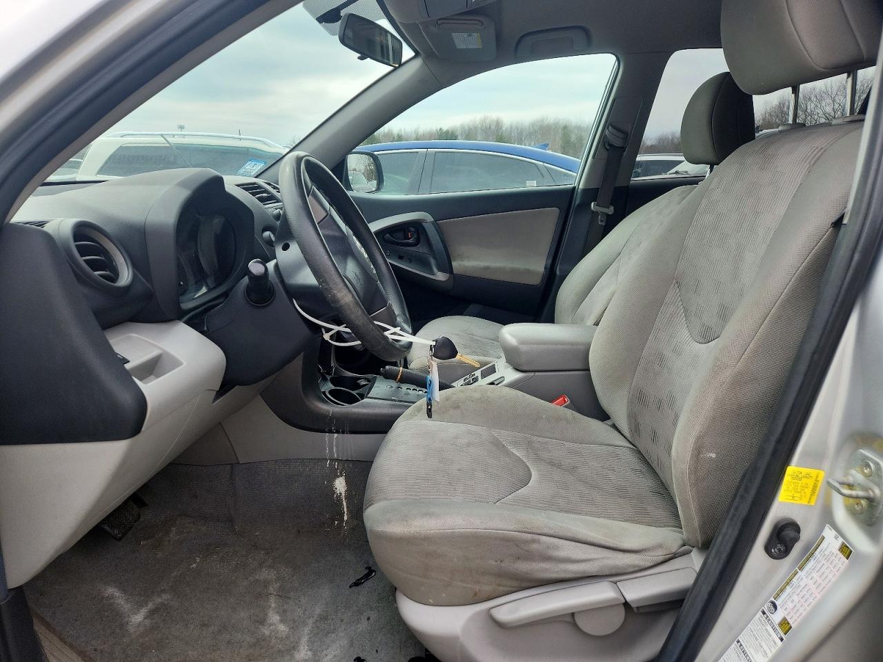 Toyota RAV4 Base