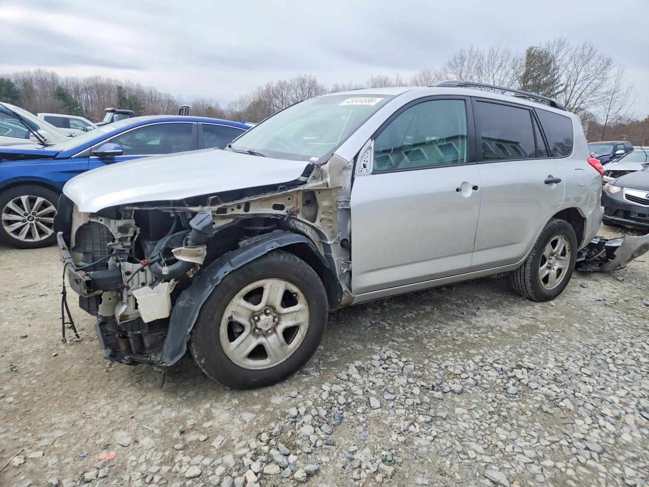 Salvage Toyota RAV4 Image